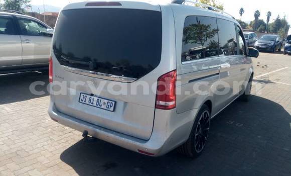 Buy Used Mercedes‒Benz Vito Silver Car in Chinsali in Northern Buy Used Mercedes‒Benz Vito Silver Car in Chinsali in Northern