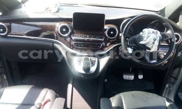 Buy Used Mercedes‒Benz Vito Silver Car in Chinsali in Northern Buy Used Mercedes‒Benz Vito Silver Car in Chinsali in Northern