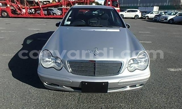 Acheter Import Voiture Mercedes‒Benz C–Class Gris à Lusaka, Zambie Acheter Import Voiture Mercedes‒Benz C–Class Gris à Lusaka, Zambie