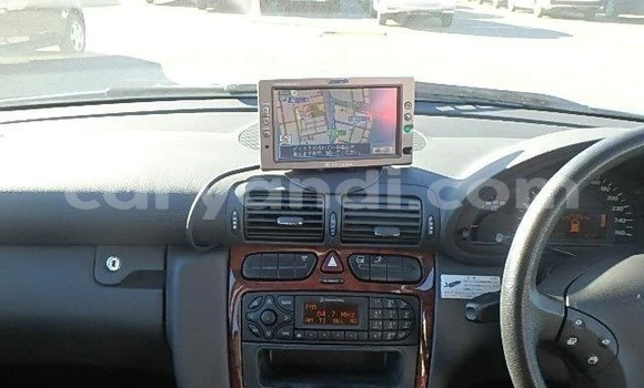 Acheter Import Voiture Mercedes‒Benz C–Class Gris à Lusaka, Zambie Acheter Import Voiture Mercedes‒Benz C–Class Gris à Lusaka, Zambie