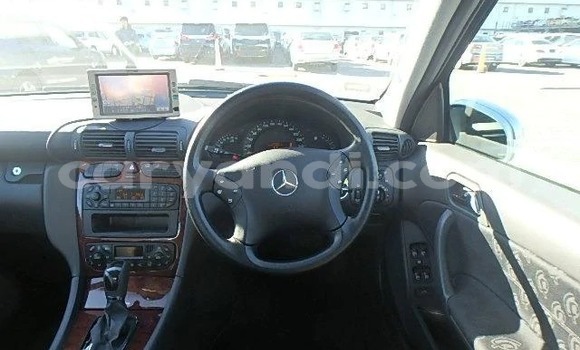 Acheter Import Voiture Mercedes‒Benz C–Class Gris à Lusaka, Zambie Acheter Import Voiture Mercedes‒Benz C–Class Gris à Lusaka, Zambie