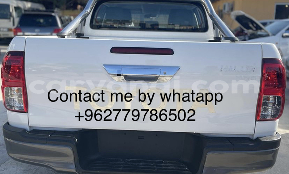 Acheter Occasion Voiture Toyota Hilux Blanc à Lusaka, Zambie Acheter Occasion Voiture Toyota Hilux Blanc à Lusaka, Zambie
