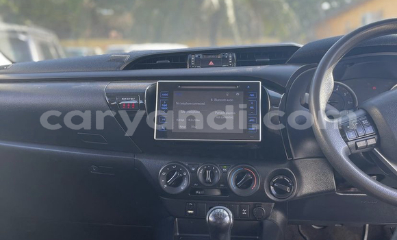 Acheter Occasion Voiture Toyota Hilux Blanc à Lusaka, Zambie Acheter Occasion Voiture Toyota Hilux Blanc à Lusaka, Zambie