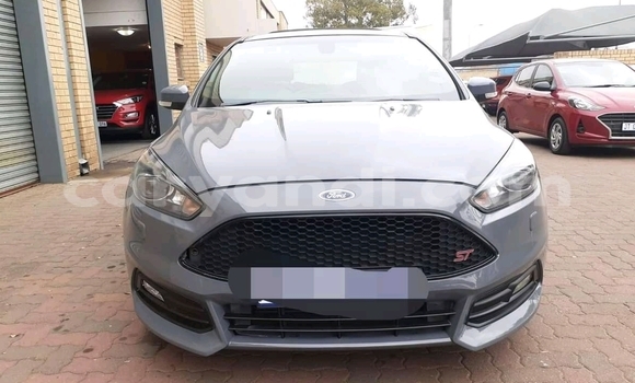 Acheter Occasion Voiture Ford Focus ST Autre à Chingola, Zambie