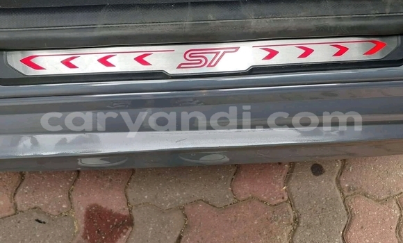 Acheter Occasion Voiture Ford Focus ST Autre à Chingola, Zambie Acheter Occasion Voiture Ford Focus ST Autre à Chingola, Zambie