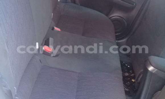 Acheter Occasion Voiture Toyota Yaris Gris à Livingstone, Zambie Acheter Occasion Voiture Toyota Yaris Gris à Livingstone, Zambie
