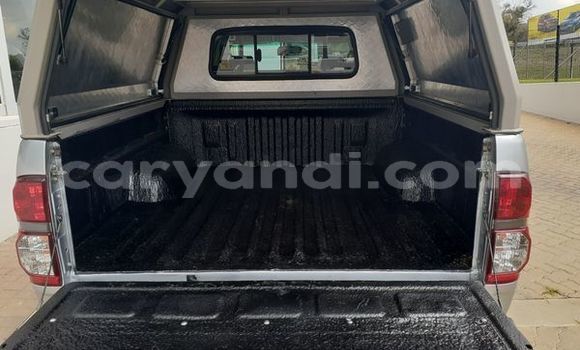 Tenga Tsaru Toyota Hilux Sirivha Mota in Livingstone in Zambia Tenga Tsaru Toyota Hilux Sirivha Mota in Livingstone in Zambia