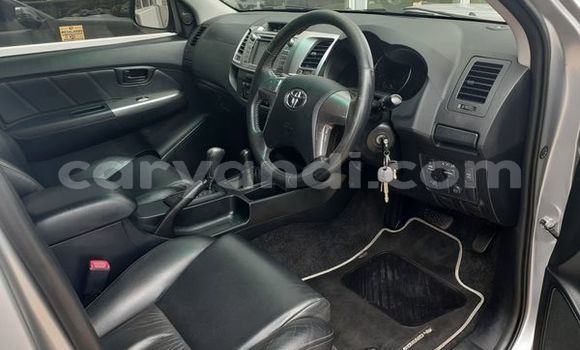 Tenga Tsaru Toyota Hilux Sirivha Mota in Livingstone in Zambia Tenga Tsaru Toyota Hilux Sirivha Mota in Livingstone in Zambia