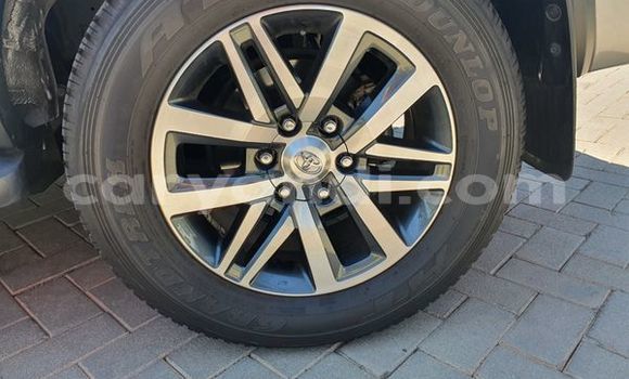 Acheter Occasion Voiture Toyota Fortuner Gris à Livingstone, Zambie Acheter Occasion Voiture Toyota Fortuner Gris à Livingstone, Zambie