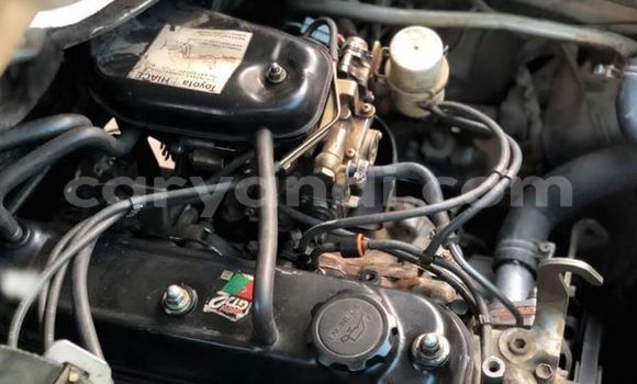 Acheter Occasion Voiture Toyota Hiace Blanc à Livingstone, Zambie Acheter Occasion Voiture Toyota Hiace Blanc à Livingstone, Zambie