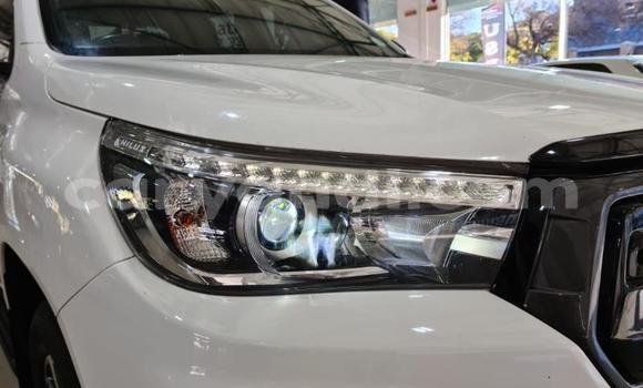 Buy Used Toyota Hilux White Car in Lusaka in Zambia Buy Used Toyota Hilux White Car in Lusaka in Zambia