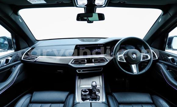 Acheter Occasion Voiture BMW X5 M Blanc à Livingstone, Zambie Acheter Occasion Voiture BMW X5 M Blanc à Livingstone, Zambie