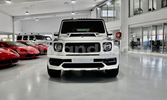 Tenga Tsaru Mercedes‒Benz G-klasse AMG Chena Mota in Lusaka in Zambia Tenga Tsaru Mercedes‒Benz G-klasse AMG Chena Mota in Lusaka in Zambia