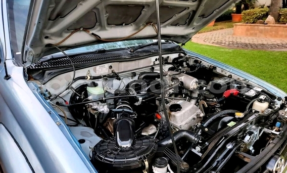 Nunua Ilio tumika Toyota Hilux Bluu Gari ndani ya Mbala nchini Kaskazini Nunua Ilio tumika Toyota Hilux Bluu Gari ndani ya Mbala nchini Kaskazini