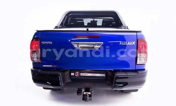 Acheter Occasion Voiture Toyota Hilux Bleu à Lusaka, Zambie Acheter Occasion Voiture Toyota Hilux Bleu à Lusaka, Zambie