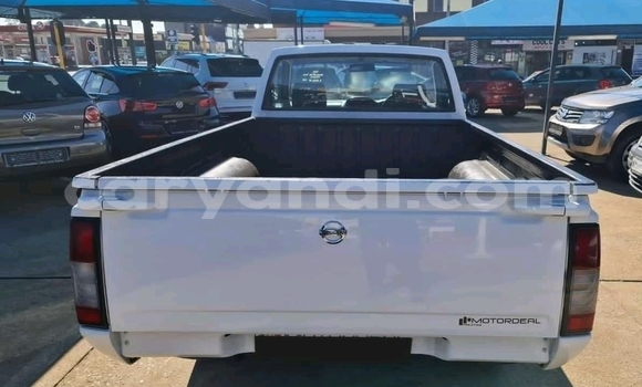 Acheter Occasion Voiture Nissan Hardbody Blanc à Ndola, Zambie Acheter Occasion Voiture Nissan Hardbody Blanc à Ndola, Zambie