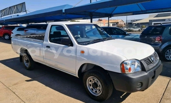 Acheter Occasion Voiture Nissan Hardbody Blanc à Ndola, Zambie Acheter Occasion Voiture Nissan Hardbody Blanc à Ndola, Zambie