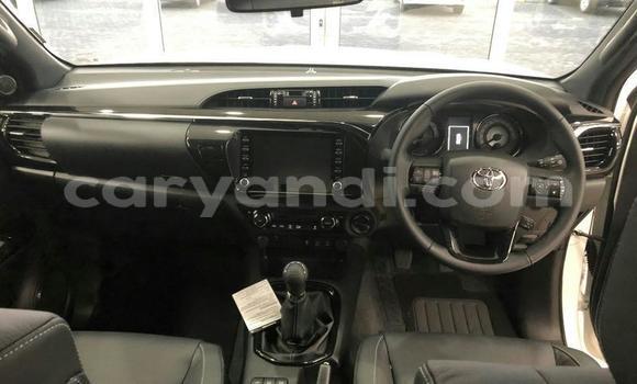 Buy Used Toyota Hilux White Car in Livingstone in Zambia Buy Used Toyota Hilux White Car in Livingstone in Zambia