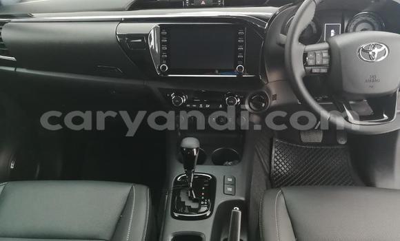 Nunua Ilio tumika Toyota Hilux Fedha Gari ndani ya Livingstone nchini Zambia Nunua Ilio tumika Toyota Hilux Fedha Gari ndani ya Livingstone nchini Zambia