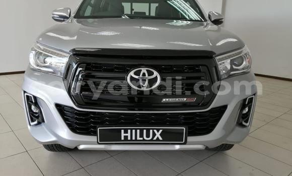 Nunua Ilio tumika Toyota Hilux Fedha Gari ndani ya Livingstone nchini Zambia Nunua Ilio tumika Toyota Hilux Fedha Gari ndani ya Livingstone nchini Zambia