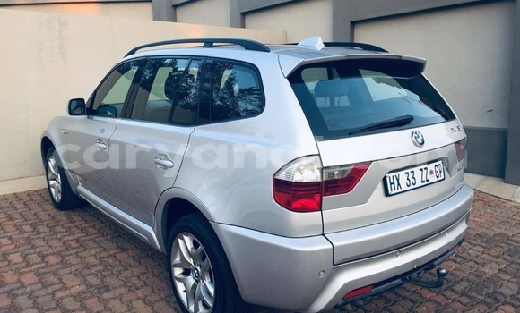 Acheter Occasion Voiture BMW X3 Gris à Lusaka, Zambie Acheter Occasion Voiture BMW X3 Gris à Lusaka, Zambie