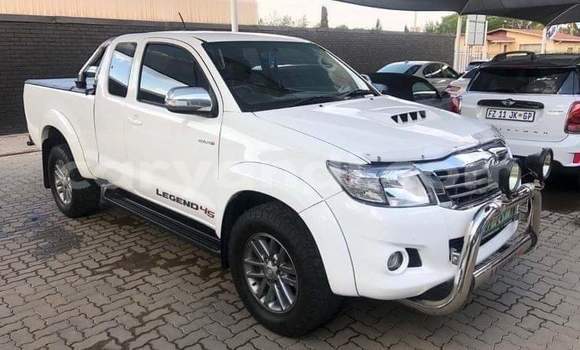 Tenga Tsaru Toyota Hilux Chena Mota in Lusaka in Zambia Tenga Tsaru Toyota Hilux Chena Mota in Lusaka in Zambia