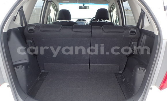 Acheter Occasion Voiture Honda FIT Blanc à Lusaka, Zambie Acheter Occasion Voiture Honda FIT Blanc à Lusaka, Zambie