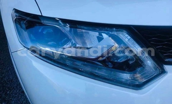 Buy Used Nissan X–Trail White Car in Lusaka in Zambia Buy Used Nissan X–Trail White Car in Lusaka in Zambia