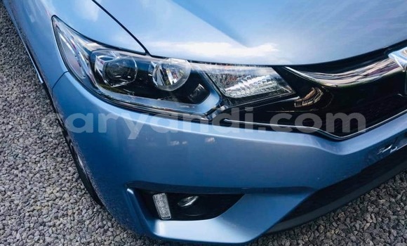 Acheter Occasion Voiture Honda FIT Bleu à Livingstone, Zambie Acheter Occasion Voiture Honda FIT Bleu à Livingstone, Zambie