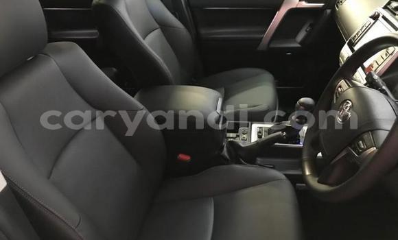 Acheter Occasion Voiture Toyota Land Cruiser Prado Gris à Lusaka, Zambie Acheter Occasion Voiture Toyota Land Cruiser Prado Gris à Lusaka, Zambie