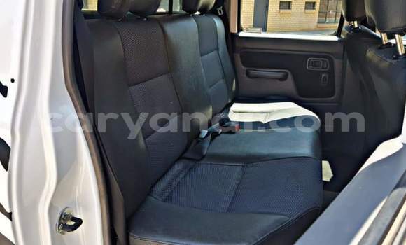 Buy Used Nissan NP 300 White Car in Chingola in Zambia Buy Used Nissan NP 300 White Car in Chingola in Zambia