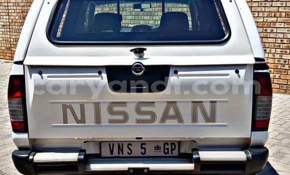 Buy Used Nissan NP 300 White Car in Chingola in Zambia Buy Used Nissan NP 300 White Car in Chingola in Zambia