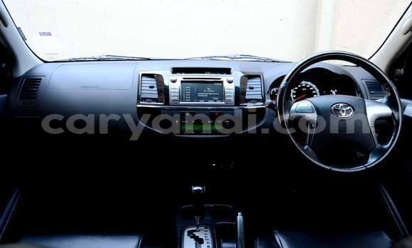 Acheter Occasion Voiture Toyota Fortuner Gris à Chingola, Zambie Acheter Occasion Voiture Toyota Fortuner Gris à Chingola, Zambie