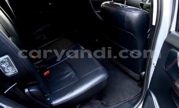Acheter Occasion Voiture Toyota Fortuner Gris à Chingola, Zambie Acheter Occasion Voiture Toyota Fortuner Gris à Chingola, Zambie