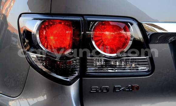 Acheter Occasion Voiture Toyota Fortuner Gris à Chingola, Zambie Acheter Occasion Voiture Toyota Fortuner Gris à Chingola, Zambie