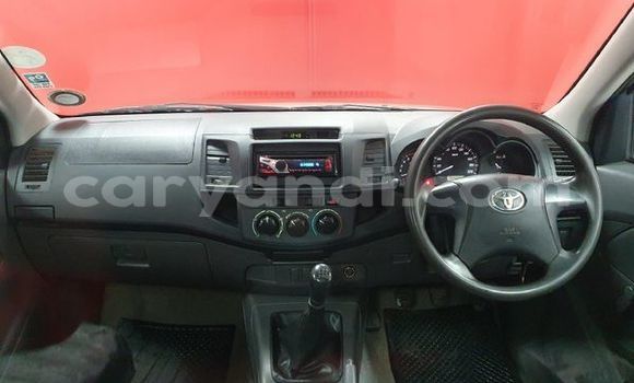 Tenga Tsaru Toyota Hilux Sirivha Mota in Livingstone in Zambia Tenga Tsaru Toyota Hilux Sirivha Mota in Livingstone in Zambia