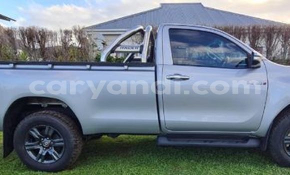 Acheter Occasion Voiture Toyota Hilux Gris à Livingstone, Zambie Acheter Occasion Voiture Toyota Hilux Gris à Livingstone, Zambie