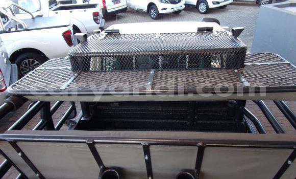 Acheter Occasion Voiture Toyota Land Cruiser Beige à Lusaka, Zambie Acheter Occasion Voiture Toyota Land Cruiser Beige à Lusaka, Zambie