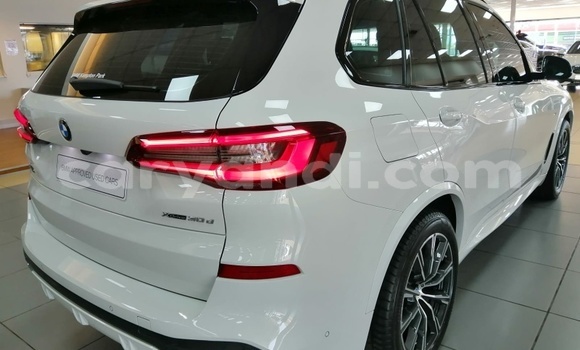 Tenga Tsaru BMW X5 Chena Mota in Lusaka in Zambia Tenga Tsaru BMW X5 Chena Mota in Lusaka in Zambia