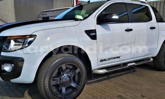 Acheter Occasion Voiture Ford Ranger Blanc à Lusaka, Zambie