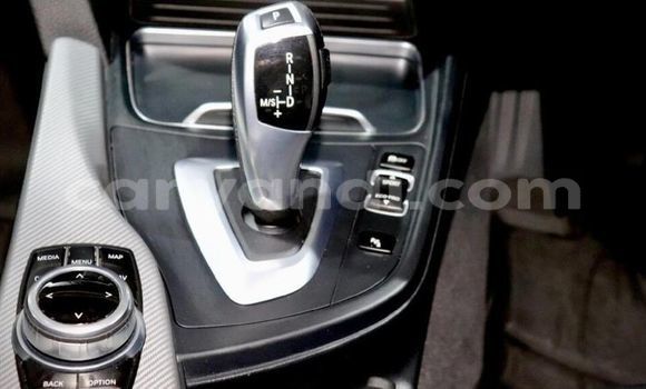 Tenga Tsaru BMW 3–Series Chena Mota in Chilanga in Lusaka Tenga Tsaru BMW 3–Series Chena Mota in Chilanga in Lusaka