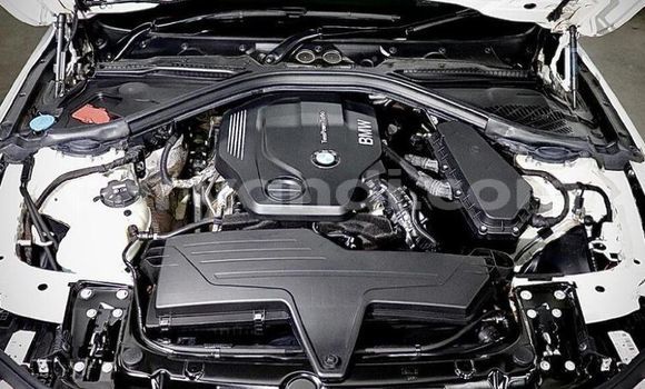 Tenga Tsaru BMW 3–Series Chena Mota in Chilanga in Lusaka Tenga Tsaru BMW 3–Series Chena Mota in Chilanga in Lusaka