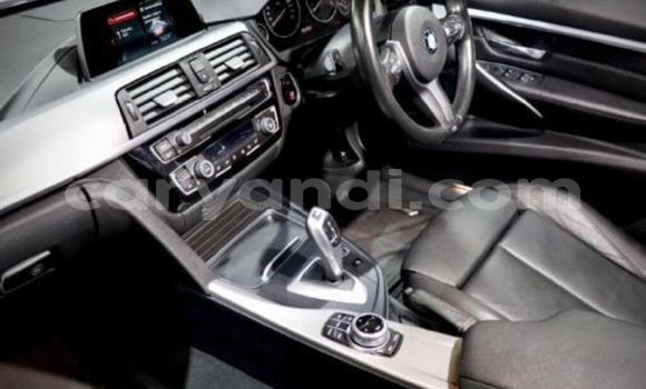 Tenga Tsaru BMW 3–Series Chena Mota in Chilanga in Lusaka Tenga Tsaru BMW 3–Series Chena Mota in Chilanga in Lusaka