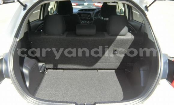 Tenga Tsaru Toyota Vitz Chena Mota in Chilanga in Lusaka Tenga Tsaru Toyota Vitz Chena Mota in Chilanga in Lusaka