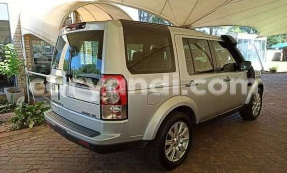 Tenga Tsaru Land Rover Discovery Sirivha Mota in Chingola in Zambia Tenga Tsaru Land Rover Discovery Sirivha Mota in Chingola in Zambia