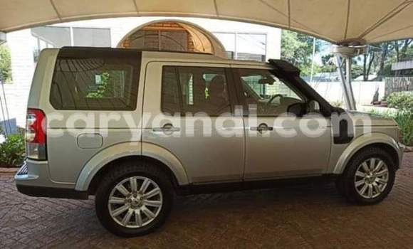 Tenga Tsaru Land Rover Discovery Sirivha Mota in Chingola in Zambia Tenga Tsaru Land Rover Discovery Sirivha Mota in Chingola in Zambia