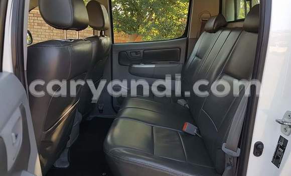 Buy Used Toyota Hilux White Car in Chingola in Zambia Buy Used Toyota Hilux White Car in Chingola in Zambia