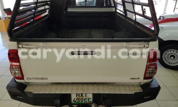 Buy Used Toyota Hilux White Car in Livingstone in Zambia Buy Used Toyota Hilux White Car in Livingstone in Zambia