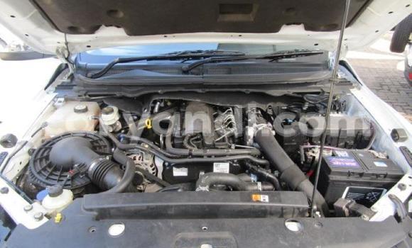 Acheter Occasion Voiture Mazda BT-50 Blanc à Chingola, Zambie Acheter Occasion Voiture Mazda BT-50 Blanc à Chingola, Zambie