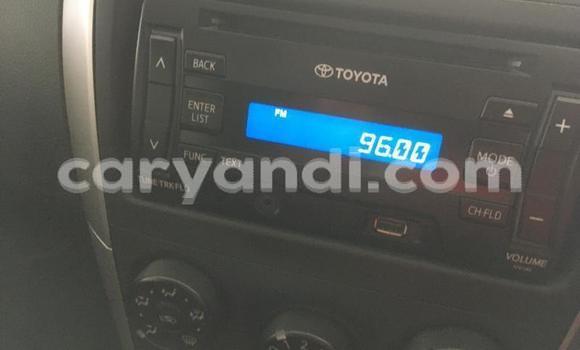 Acheter Occasion Voiture Toyota Corolla Gris à Chingola, Zambie Acheter Occasion Voiture Toyota Corolla Gris à Chingola, Zambie